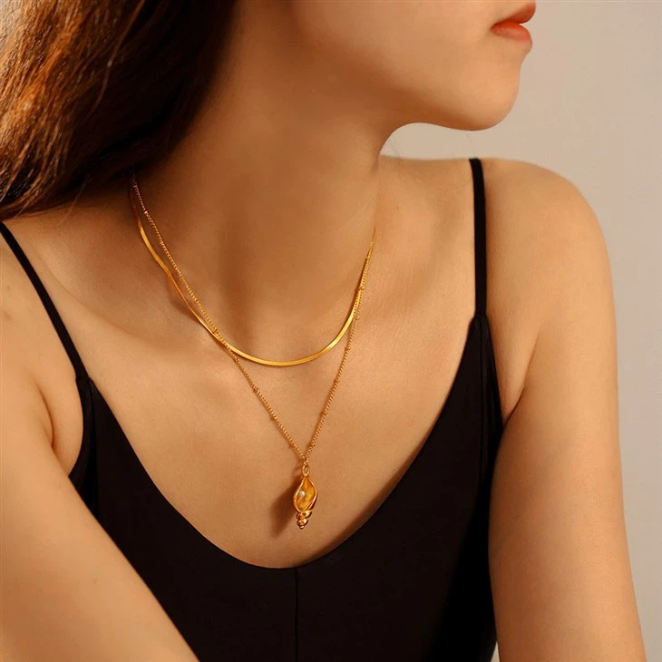 Conch Chain Necklace